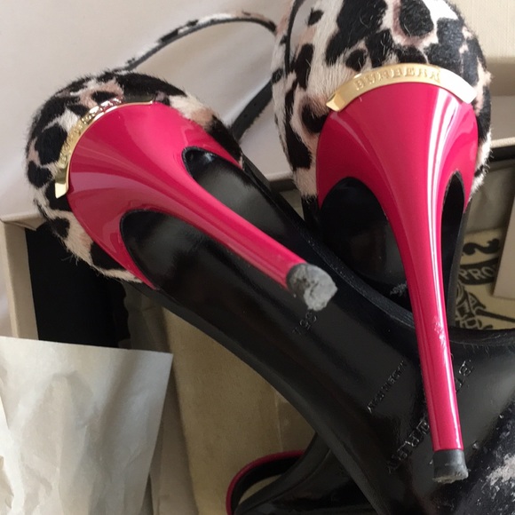 Animal Print BURBERRY Heels 👠 - Picture 5 of 8